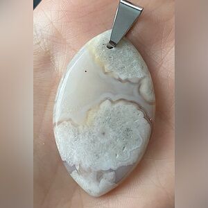 Flower Agate Stone Pendant Necklace